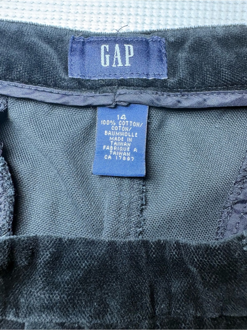 GAP Black Velvet Pants - Picture 7 of 7